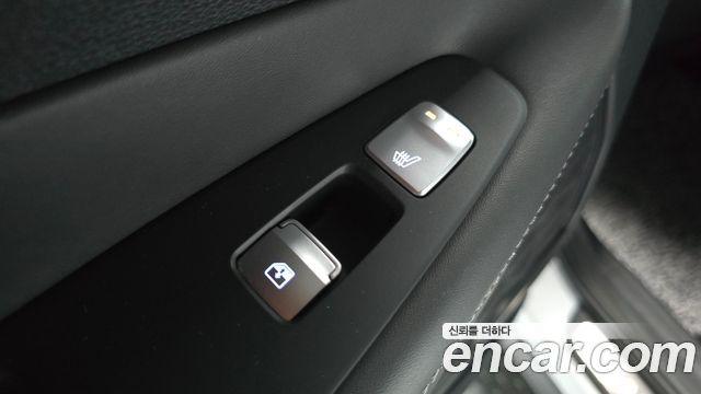 Hyundai Santa Fe Gasoline 2.5T 2WD Calligraphy 2022 — фото 18