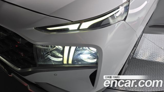 Hyundai Santa Fe Gasoline 2.5T 2WD Calligraphy 2022 — фото 22