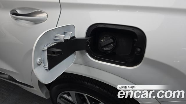 Hyundai Santa Fe Gasoline 2.5T 2WD Calligraphy 2022 — фото 26