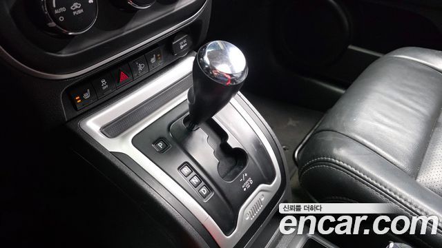 Jeep Compass 2.4 Limited 1st 2017 — фото 9