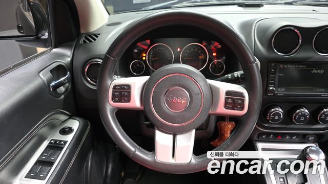 Jeep Compass 2.4 Limited 1st 2017 — фото 13