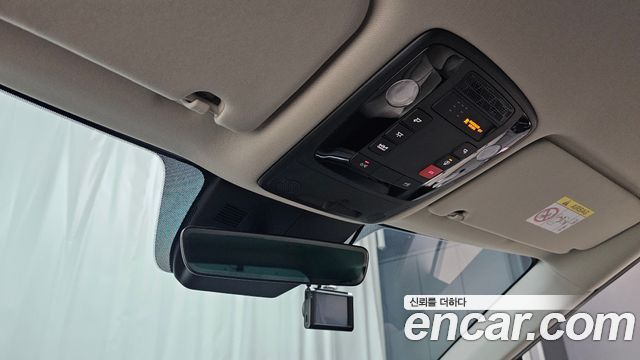Kia Carnival (IV) HEV 9seater Nobless 2025 — фото 18