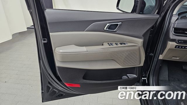 Kia Carnival (IV) HEV 9seater Nobless 2025 — фото 25