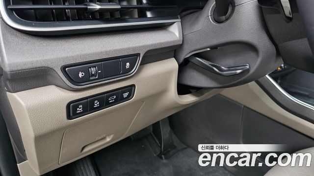 Kia Carnival (IV) HEV 9seater Nobless 2025 — фото 29