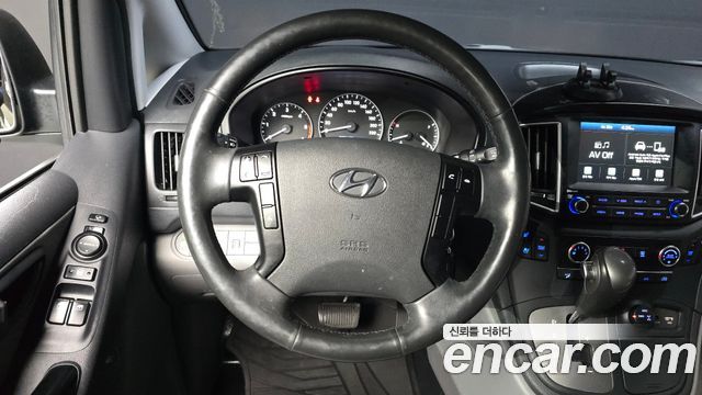 Hyundai Grand Starex 4WD Urban 9-Seater Premium 2021 — фото 13