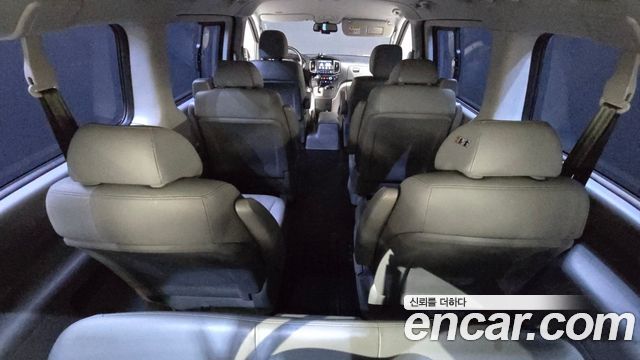 Hyundai Grand Starex 4WD Urban 9-Seater Premium 2021 — фото 26