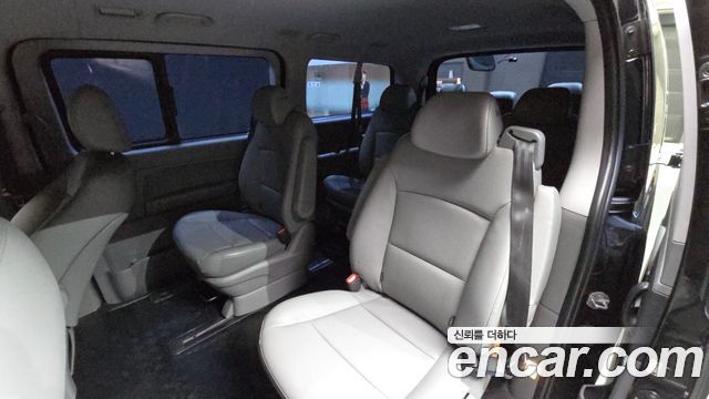 Hyundai Grand Starex 4WD Urban 9-Seater Premium 2021 — фото 30