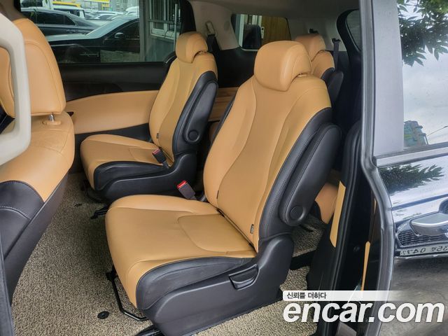 Kia Carnival (IV) Diesel 9-Seater Prestige 2021 — фото 8