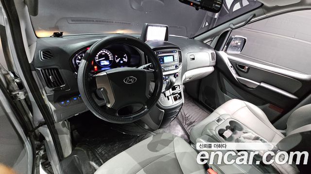 Hyundai Grand Starex Van 3-Seater Smart 2021 — фото 7