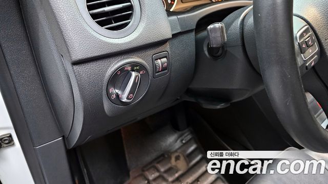 Volkswagen Tiguan 2.0 TDI  Premium 5N 2015 — фото 20