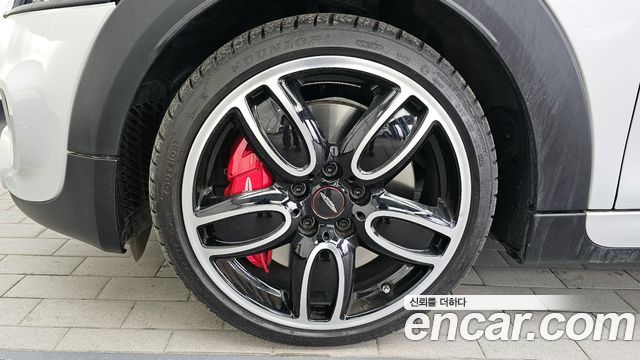 MINI Cooper S JCW 3rd Generation 2021 — фото 5