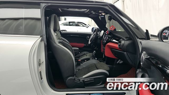 MINI Cooper S JCW 3rd Generation 2021 — фото 15