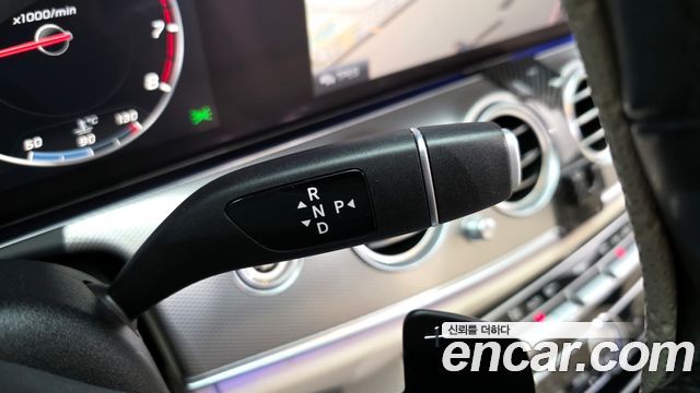 Mercedes-Benz E-Class (W213) E300 AMG Line 2019 — фото 9