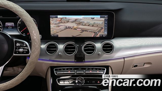 Mercedes-Benz E-Class (W213) E300 AMG Line 2019 — фото 14