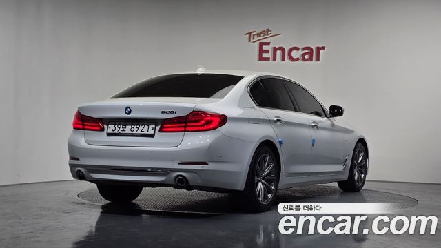 BMW 5 Series (G30) 520i Luxury 2018 — фото 2