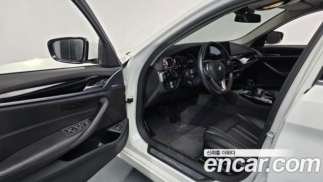 BMW 5 Series (G30) 520i Luxury 2018 — фото 10
