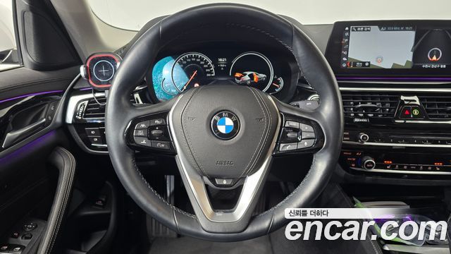 BMW 5 Series (G30) 520i Luxury 2018 — фото 12