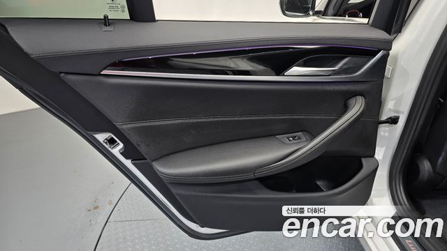 BMW 5 Series (G30) 520i Luxury 2018 — фото 25