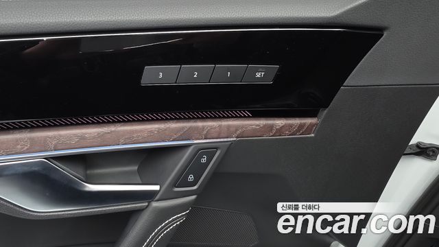 Volkswagen Touareg (III) 3.0 TDI Prestige 2024 — фото 28