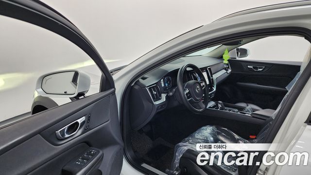 Volvo V60 Cross Country (II) B5 AWD 2021 — фото 10