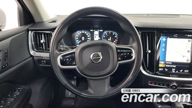 Volvo V60 Cross Country (II) B5 AWD 2021 — фото 13