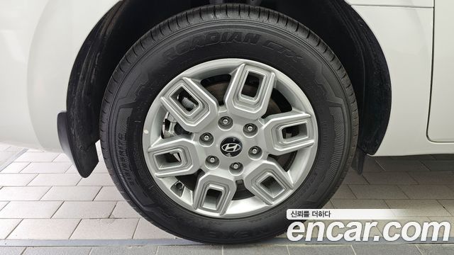 Hyundai Staria Tourer 9-Seater Modern 2025 — фото 5