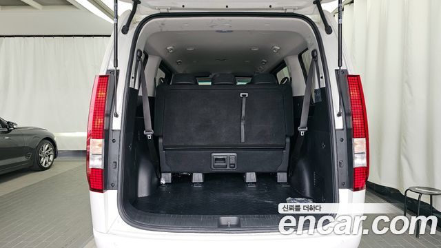 Hyundai Staria Tourer 9-Seater Modern 2025 — фото 24
