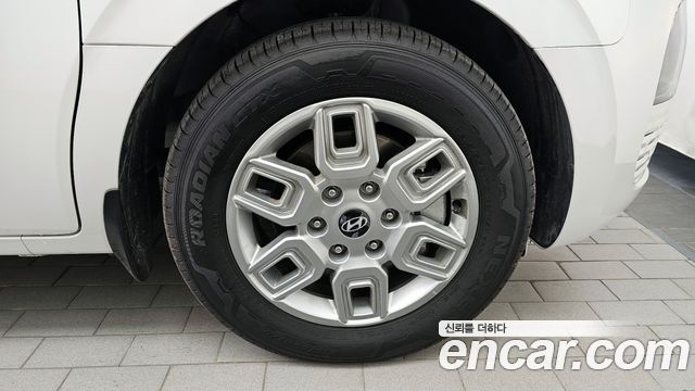 Hyundai Staria Tourer 9-Seater Modern 2025 — фото 27