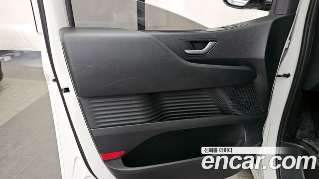 Hyundai Staria Tourer 9-Seater Modern 2025 — фото 30