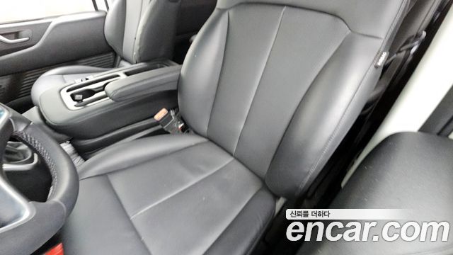 Hyundai Staria Tourer 9-Seater Modern 2025 — фото 33