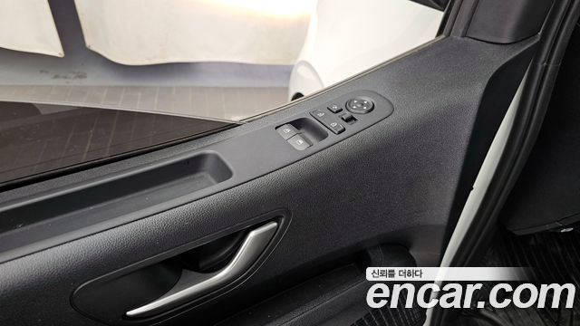 Hyundai Staria Tourer 9-Seater Modern 2025 — фото 40