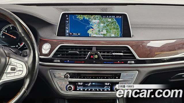 BMW 7 Series (G11) 730Ld xDrive 2016 — фото 14