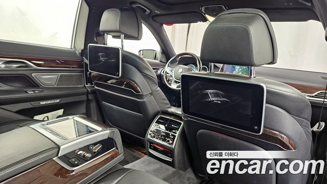 BMW 7 Series (G11) 730Ld xDrive 2016 — фото 18