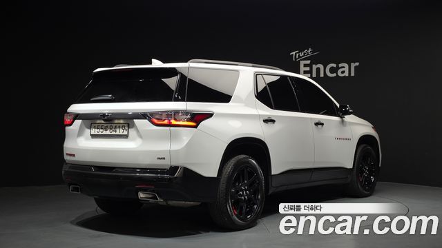 Chevrolet Traverse 3.6 AWD Redline 2021 — фото 2