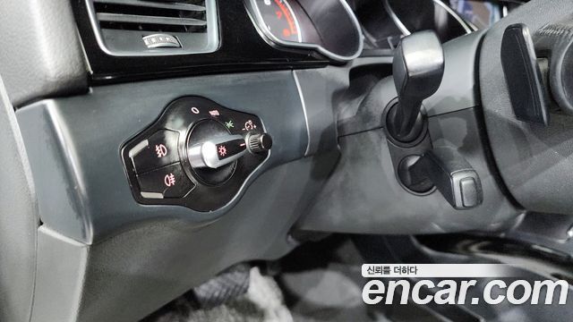 Audi A5 40 TFSI Quattro Cabriolet 8F7 2015 — фото 16