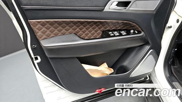 KG Mobility (SsangYong) Rexton Diesel 2.2 4WD Signature 2023 — фото 24