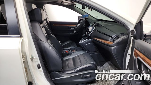Honda CR-V (V) 1.5 Touring 4WD 2017 — фото 11