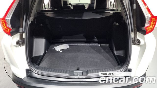 Honda CR-V (V) 1.5 Touring 4WD 2017 — фото 20