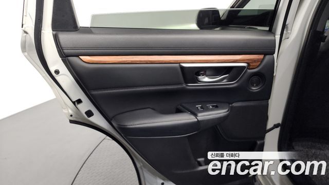 Honda CR-V (V) 1.5 Touring 4WD 2017 — фото 25
