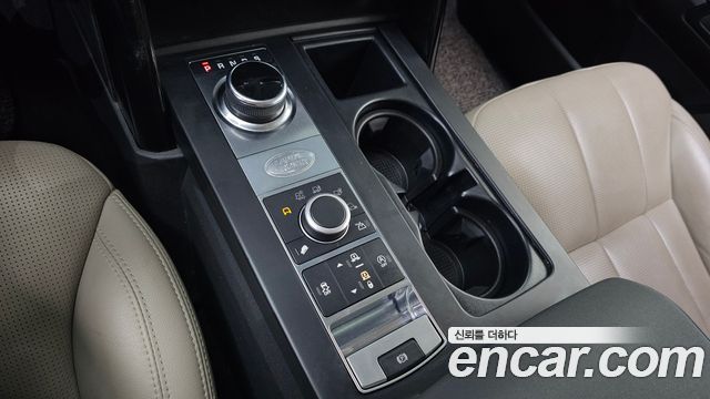 Land Rover Discovery 5 2.0 SD4 SE 2019 — фото 9