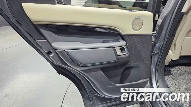 Land Rover Discovery 5 2.0 SD4 SE 2019 — фото 25