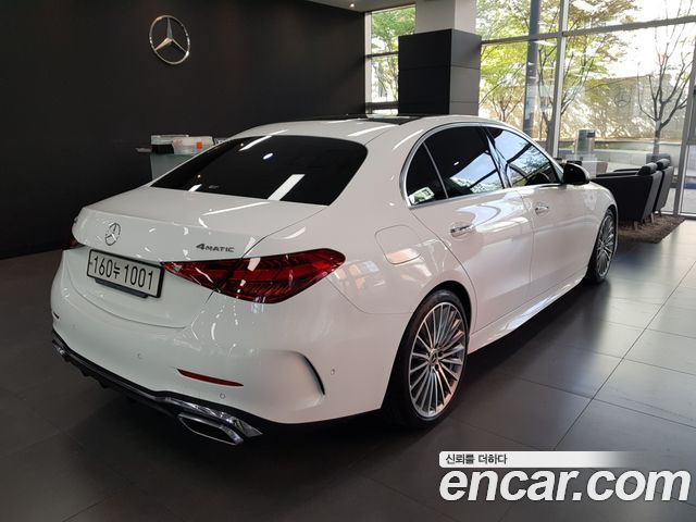 Mercedes-Benz C-Class (W206) C300 4MATIC AMG Line 2023 — фото 4