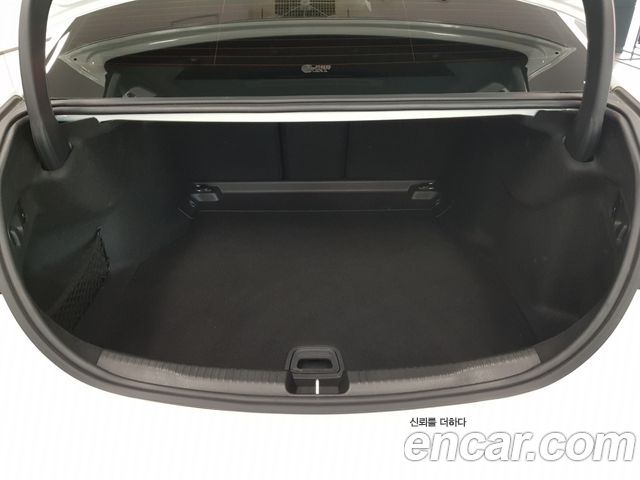 Mercedes-Benz C-Class (W206) C300 4MATIC AMG Line 2023 — фото 10