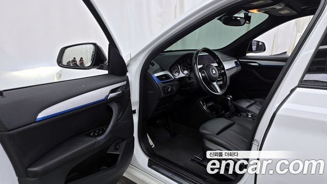 BMW X1 (F48) xDrive 20d M Sport package 2017 — фото 10