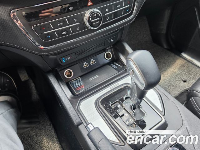 KG Mobility (SsangYong) Rexton Sports Khan Diesel 2.2 4WD Prestige 2023 — фото 15