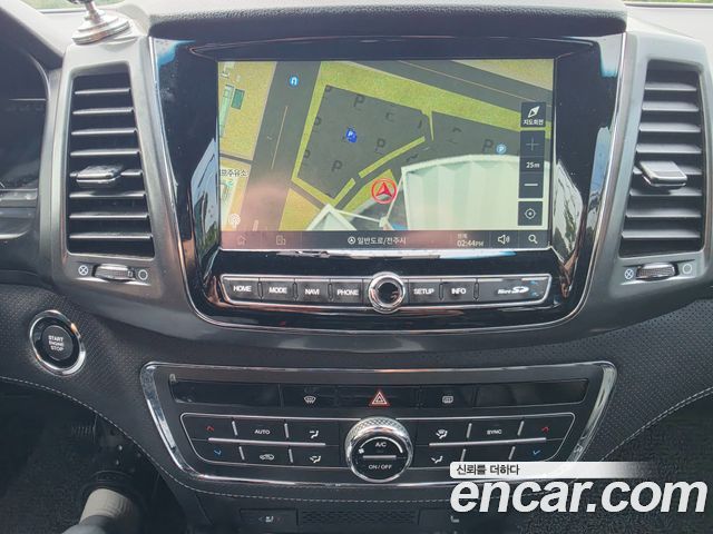 KG Mobility (SsangYong) Rexton Sports Khan Diesel 2.2 4WD Prestige 2023 — фото 17