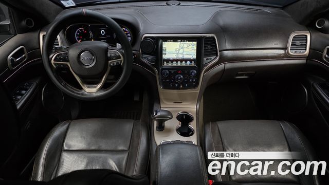 Jeep Grand Cherokee 3.0 Diesel Overland Summit WK2 2015 — фото 7
