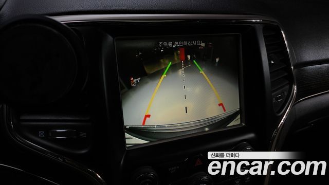 Jeep Grand Cherokee 3.0 Diesel Overland Summit WK2 2015 — фото 18