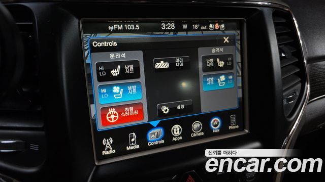 Jeep Grand Cherokee 3.0 Diesel Overland Summit WK2 2015 — фото 21