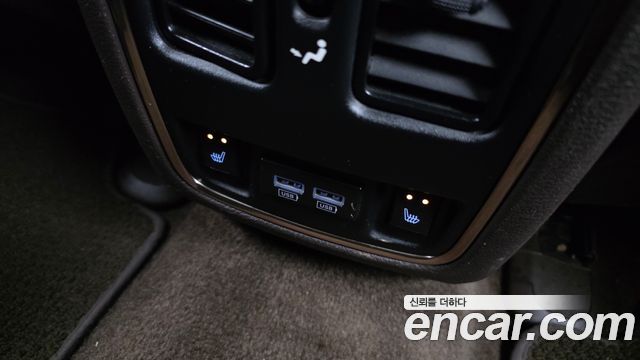 Jeep Grand Cherokee 3.0 Diesel Overland Summit WK2 2015 — фото 22